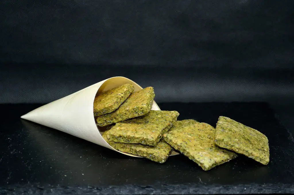 Crackers alla Spirulina e semi misti